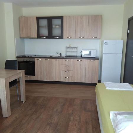 Private Apartment In Faith - Ravda Luaran gambar