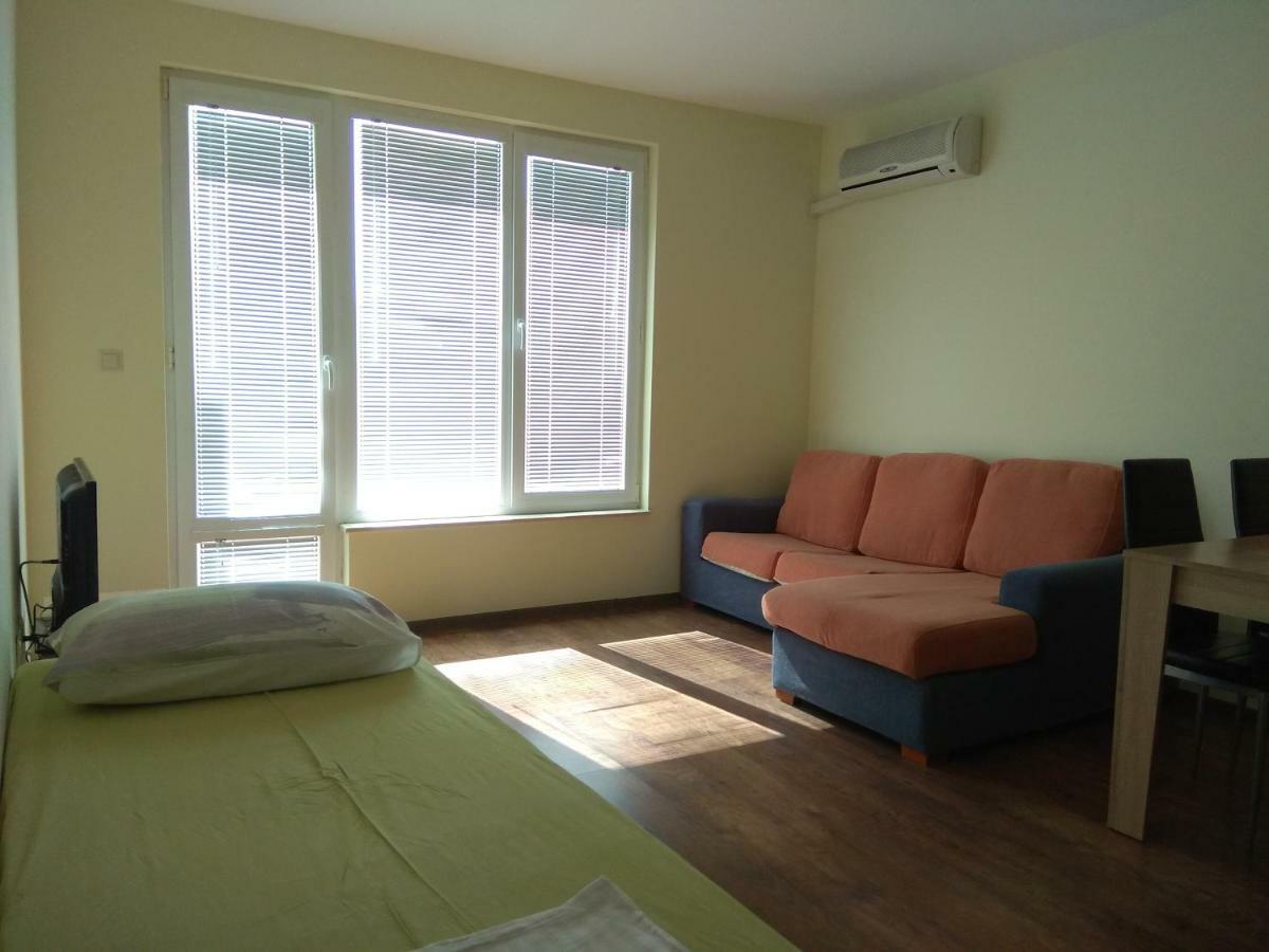 Private Apartment In Faith - Ravda Luaran gambar
